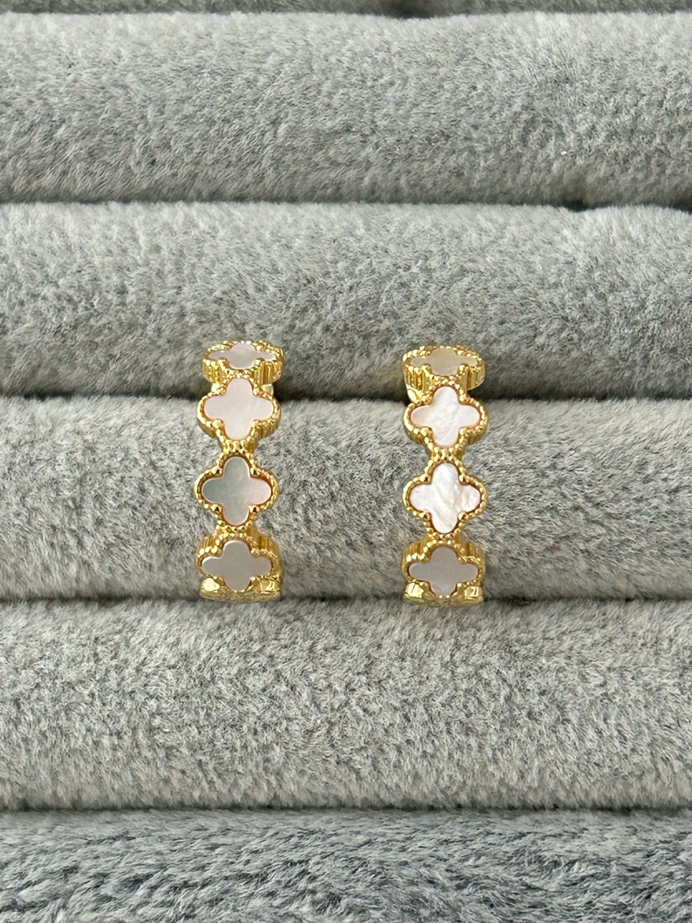 New mother of pearl clover mini hoops 😍